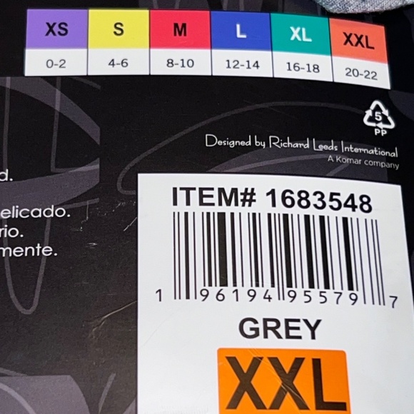 NWT DISNEY Character Womens 2-piece Pajamas & Loungewear Set XXL Gray - Picture 8 of 8